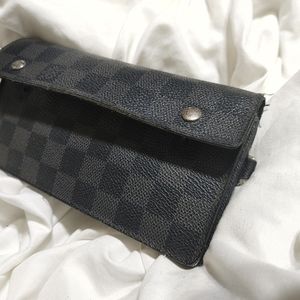 Louis Vuitton damier long wallet